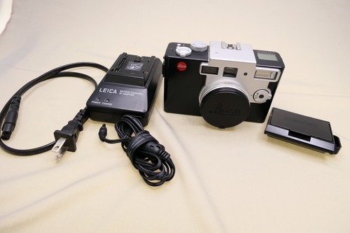 Leica Digilux 1 4MP Digital Camera S#2801425