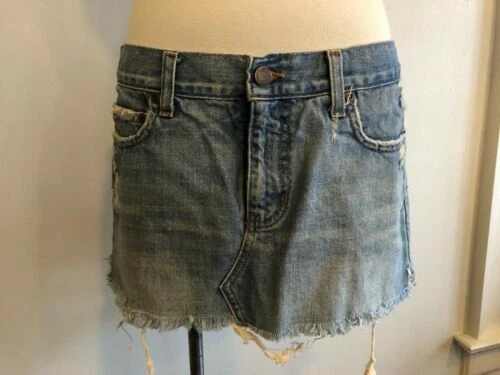 Em Linha Reta Abercrombie & Fitch Júnior e Saias femininas de Lápis