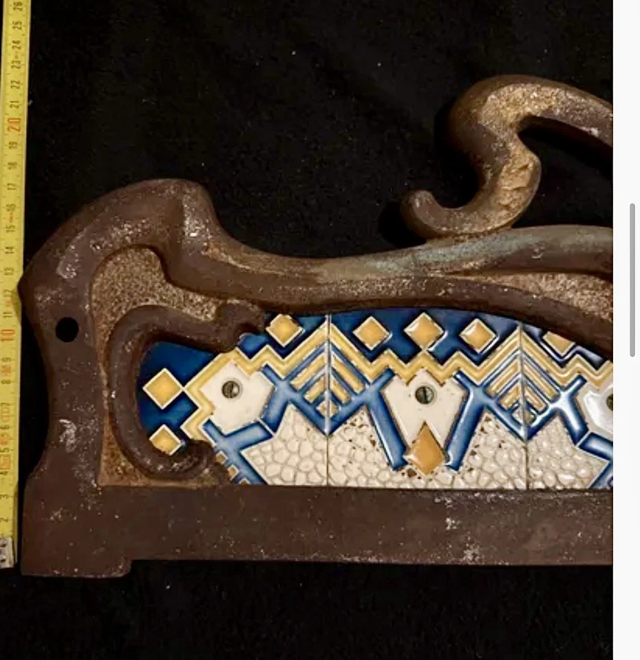 Ancien écran de cheminée Art Nouveau - Fonte et Carreaux Céramique - Photo 3/4