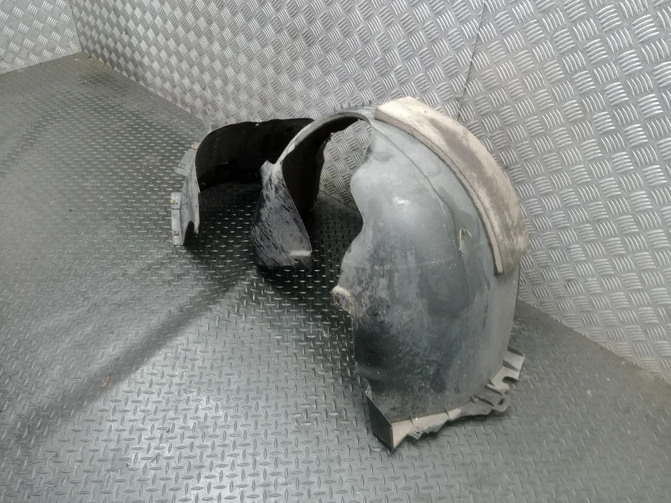 VOLKSWAGEN GOLF INNER WING ARCH LINER FRONT RIGHT 5G0805970N MK7 MK7.5 2017 - 20 - Image 3 of 4