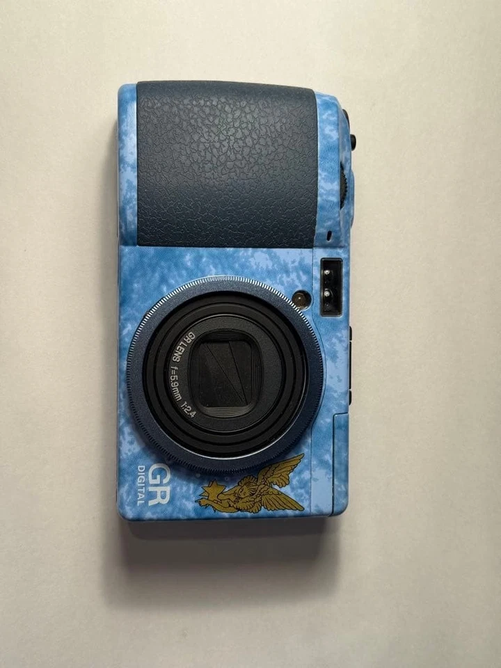 Ricoh GR Digital 1st Anniversary Limited Edition Compact Digital Camera 8MP - Image 3 of 3