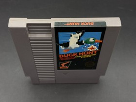 Duck Hunt Nintendo NES 1985 Black Box CIB Complete 5-Screw Authentic NEAR MINT