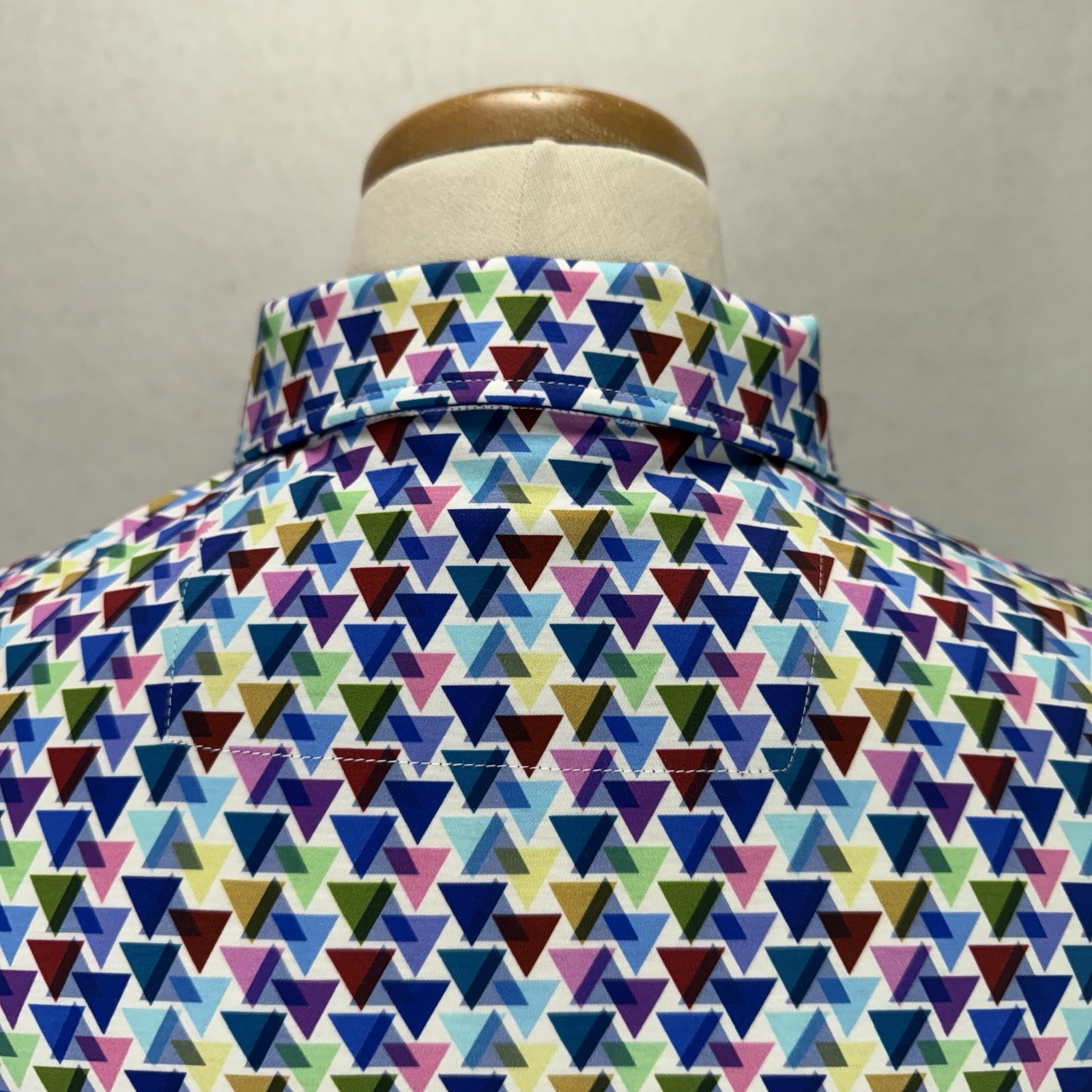 Bugatchi Multi Color Geometric Triangles All Over… - image 11