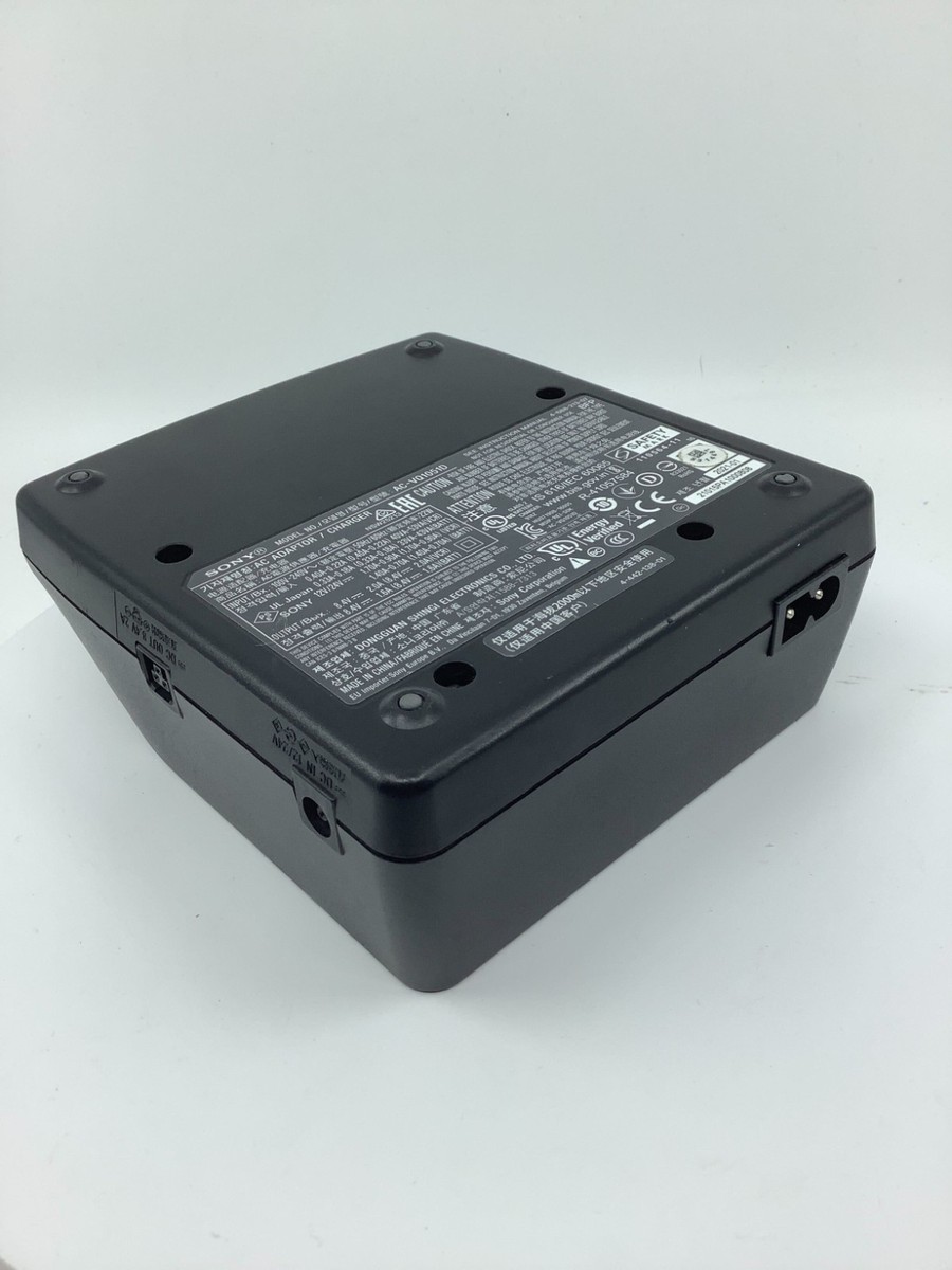 Sony AC-VQ1051D Battery Charger for NP-F970 - Fair Condition
