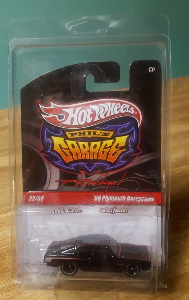 Hot Wheels Phil's Garage '68 Plymouth Barracuda Black 1:64 W/ Real