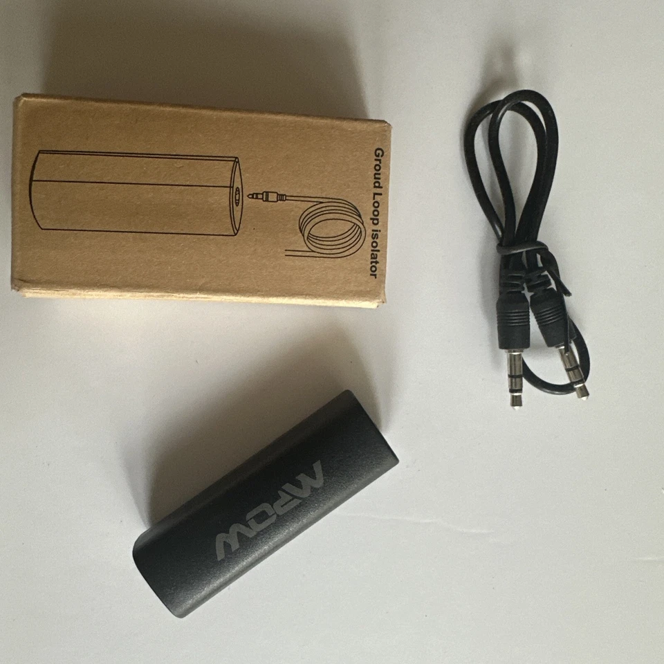 Ground Loop Noise Isolator for Car Audio/Home Stereo System with 3.5mm AUKEY - Image 4 of 4