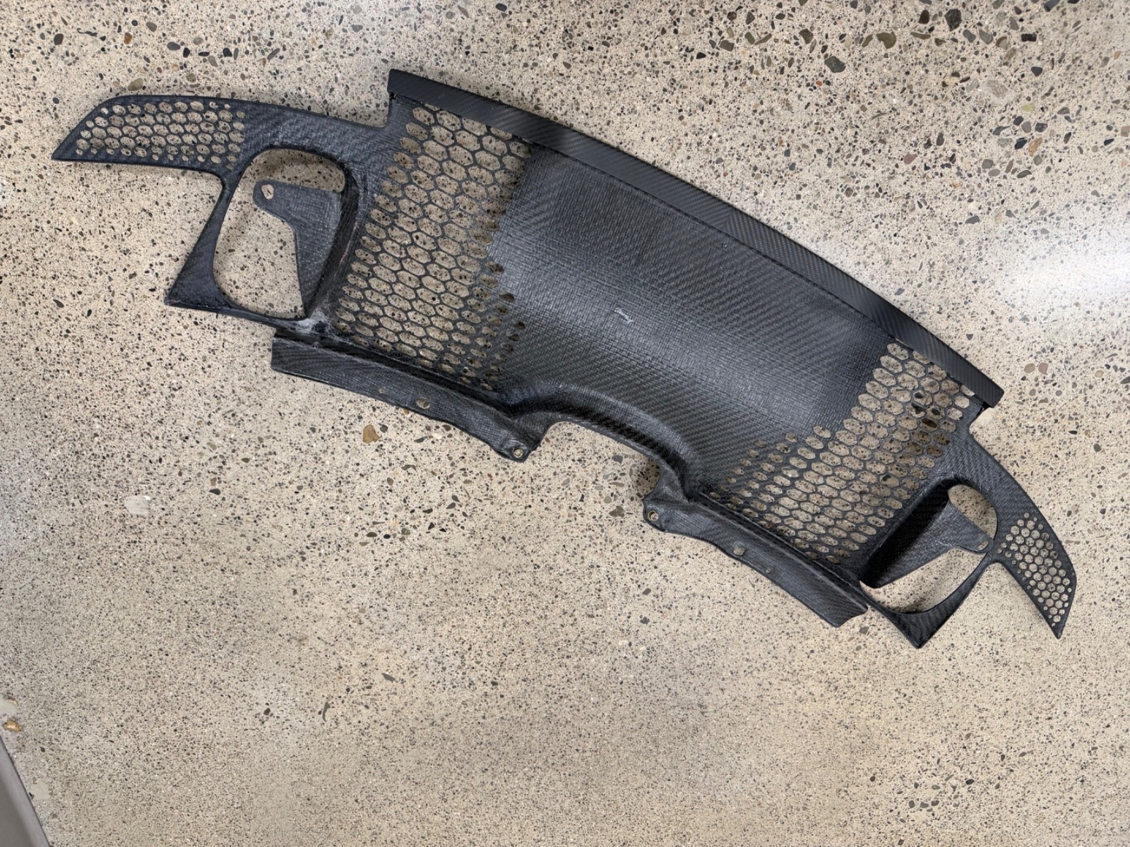 McLaren 750S Rear Upper Bumper grille