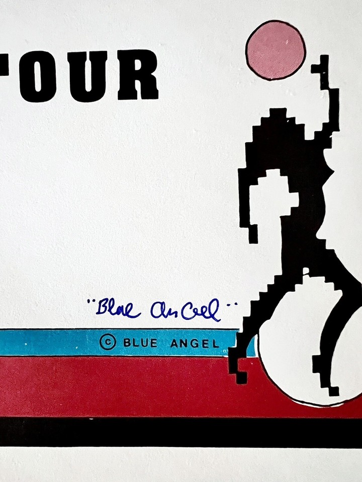 David Bowie SIGNED 1983 Original 1st Printing Let's Dance Concert Tour