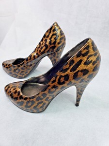 steve madden leopard print heels