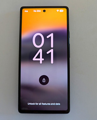 Google Pixel 6a 128GB Charcoal Unlocked 5G 6GB RAM Smartphone