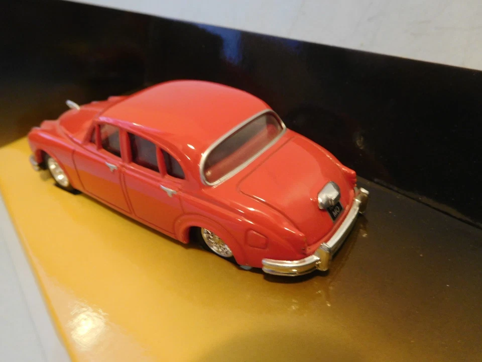 Modelo de coche Corgi 01801 escala 1:43 Jaguar Mk2 Buster - El gran robo de tren Foto 4 de 4