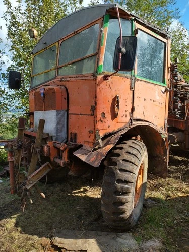 1943 A E C 4 Wheel Lorry  Fitted With Hiab . Been In A Shed  For Nearly 20 Year - Picture 5 of 22