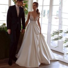 Elegant Satin Princess Wedding Dresses Top Lace applique V Neck Bridal Gowns