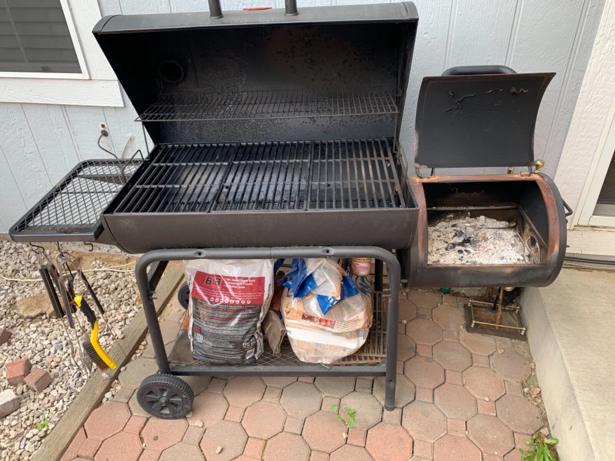 20 Patriot Charcoal Grill (*Price does not include Freight Charges. Please  contact us for shipping estimate.) — Horizon Smokers