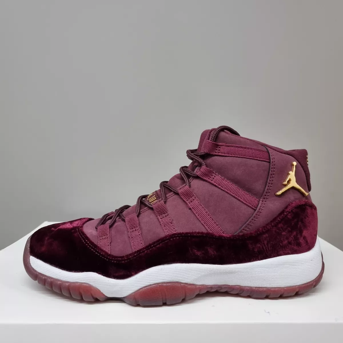 Jordan 11 retro heiress hotsell night maroon