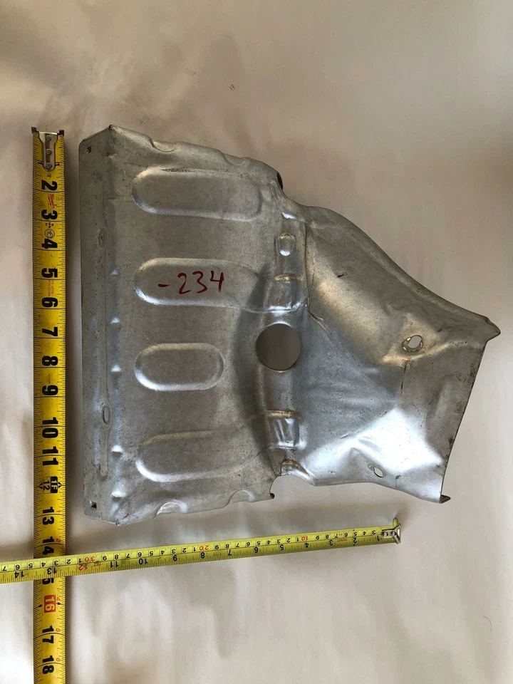 Cubierta protectora térmica colector de escape Ford Fiesta 2011-2017 9V219N454AC Foto 4 de 4