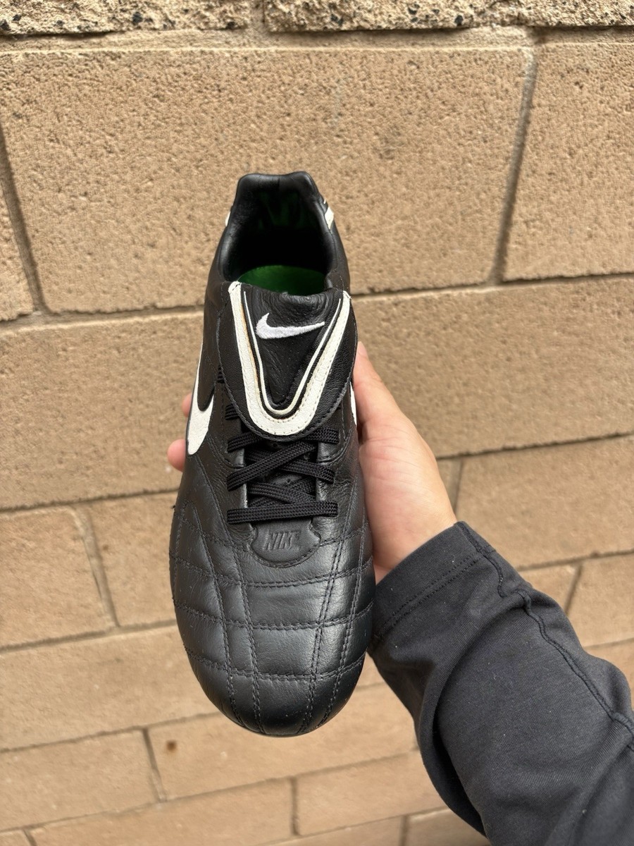Rare Nike Tiempo Legend III SG Size 8.5 Soccer Cleats 2010 Black