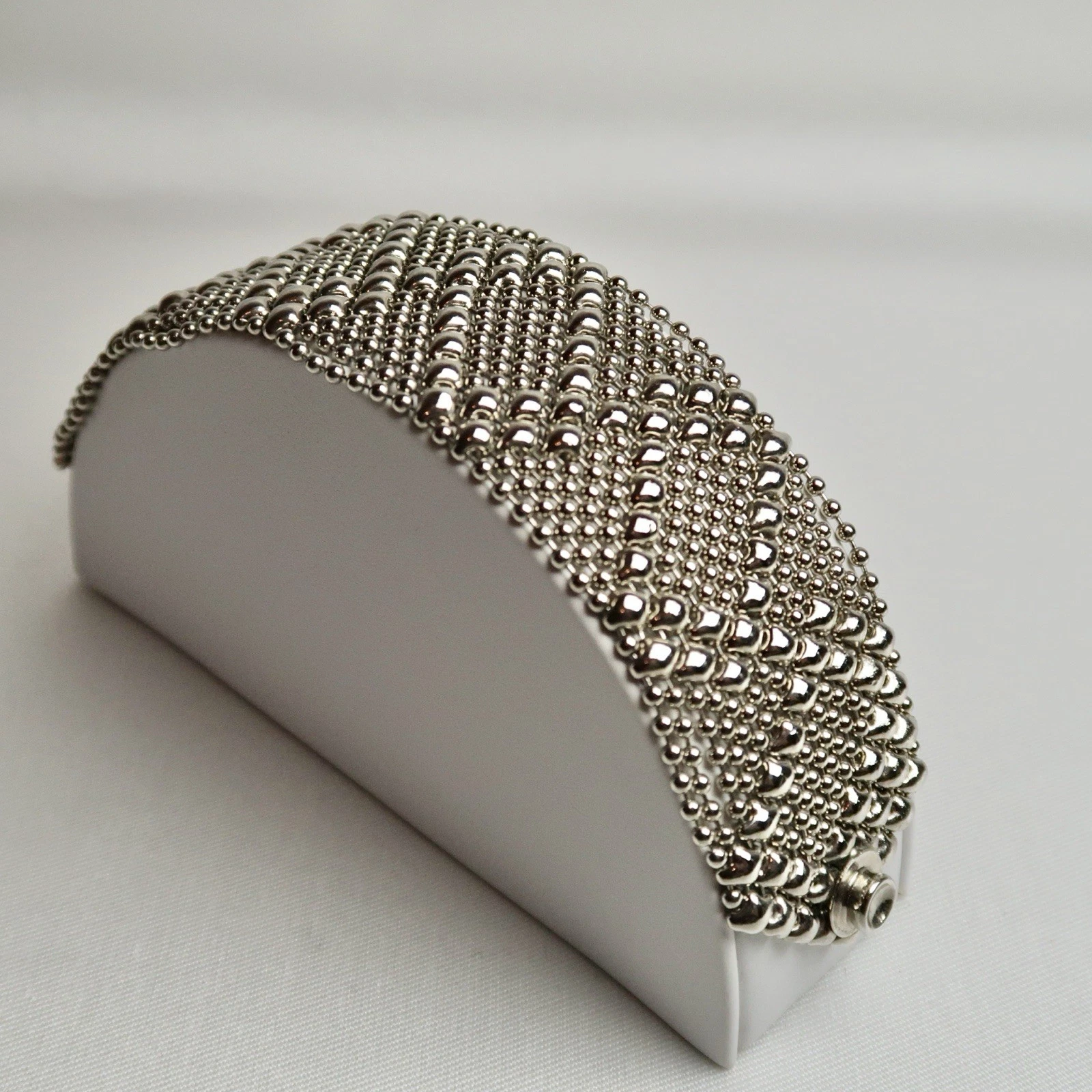 SERGIO GUTIERREZ Liquid Metal Vintage Silver Tone Mesh Bracelet Jewelry Br98