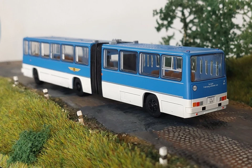 Brekina MCZ 03-414 Ikarus 280.02 VEB Verkehrsbetriebe Dresden - Wagen 482 001-7 - Bild 2 von 4