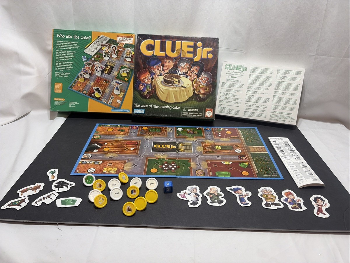Clue Jr The Case of the Missing Cake Board Game Parker Brothers Complete