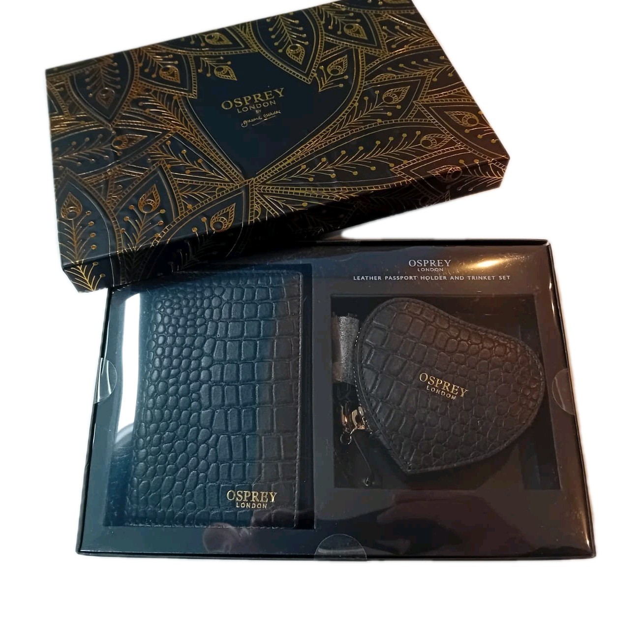 Osprey Ladies Black Leather Croc Logo Heart Coin Purse BNIB Gift Passport Cover