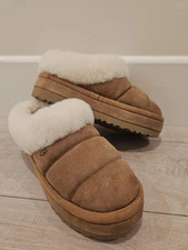 NEW UGG SIZE 10 WOMEN'S TAZZLITA CHESTNUT SUEDE PLATFROM SLIPPER MADE IN VIETNAM