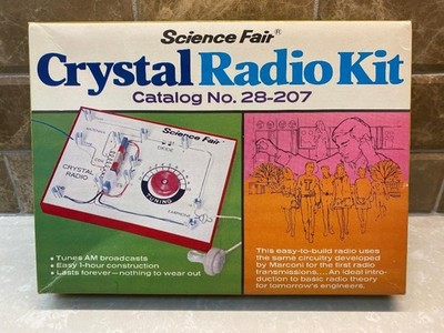 VINTAGE ''CRYSTAL RADIO KIT'' BY SCIENCE FAIR CATALOG NO. 28-207 MINTY!