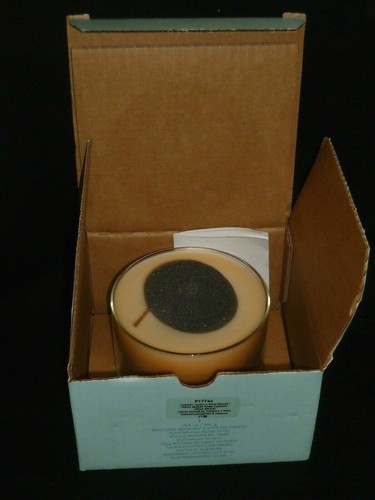PartyLite Caramel Vanilla Pear Brulee 3 Wick Candle ~ New In Original Box - Picture 5 of 8