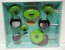 Mirro Like Mother's Miniatures Green Cookware Set No. T-4173
