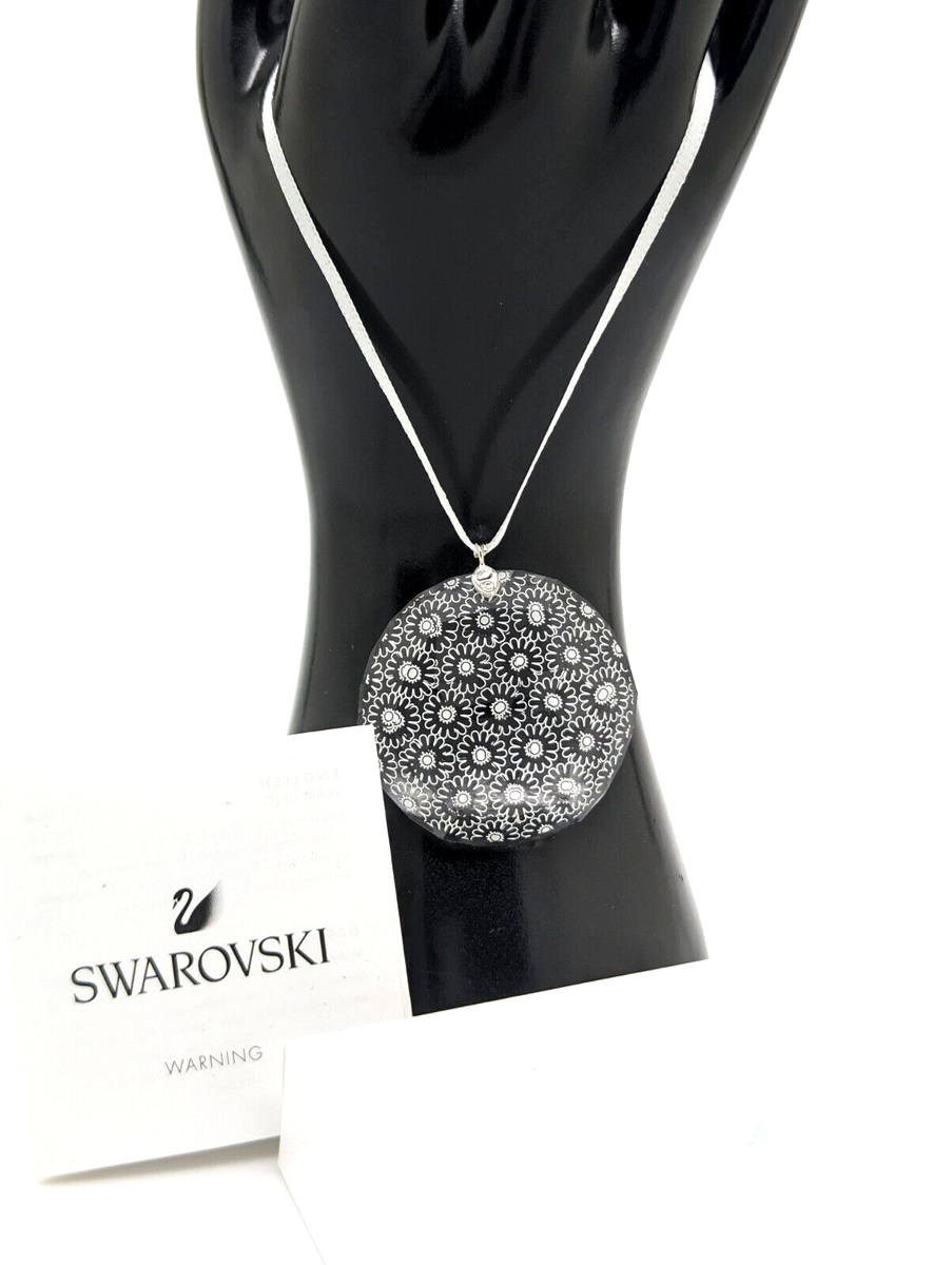New in gift Box SWAROVSKI White Crystal Daisy Ornament Limited