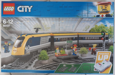 Lego 60197 Der ferngesteuerte Personenzug