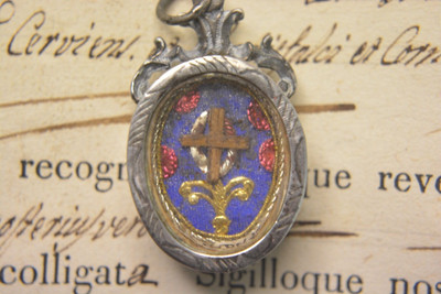 Relics - Reliquia Relic Reliquary