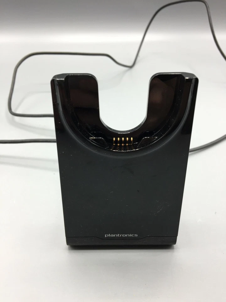 Plantronics Voyager Focus B825-M B825 UC Desktop Charging Stand 203079-01 - Image 2 of 4