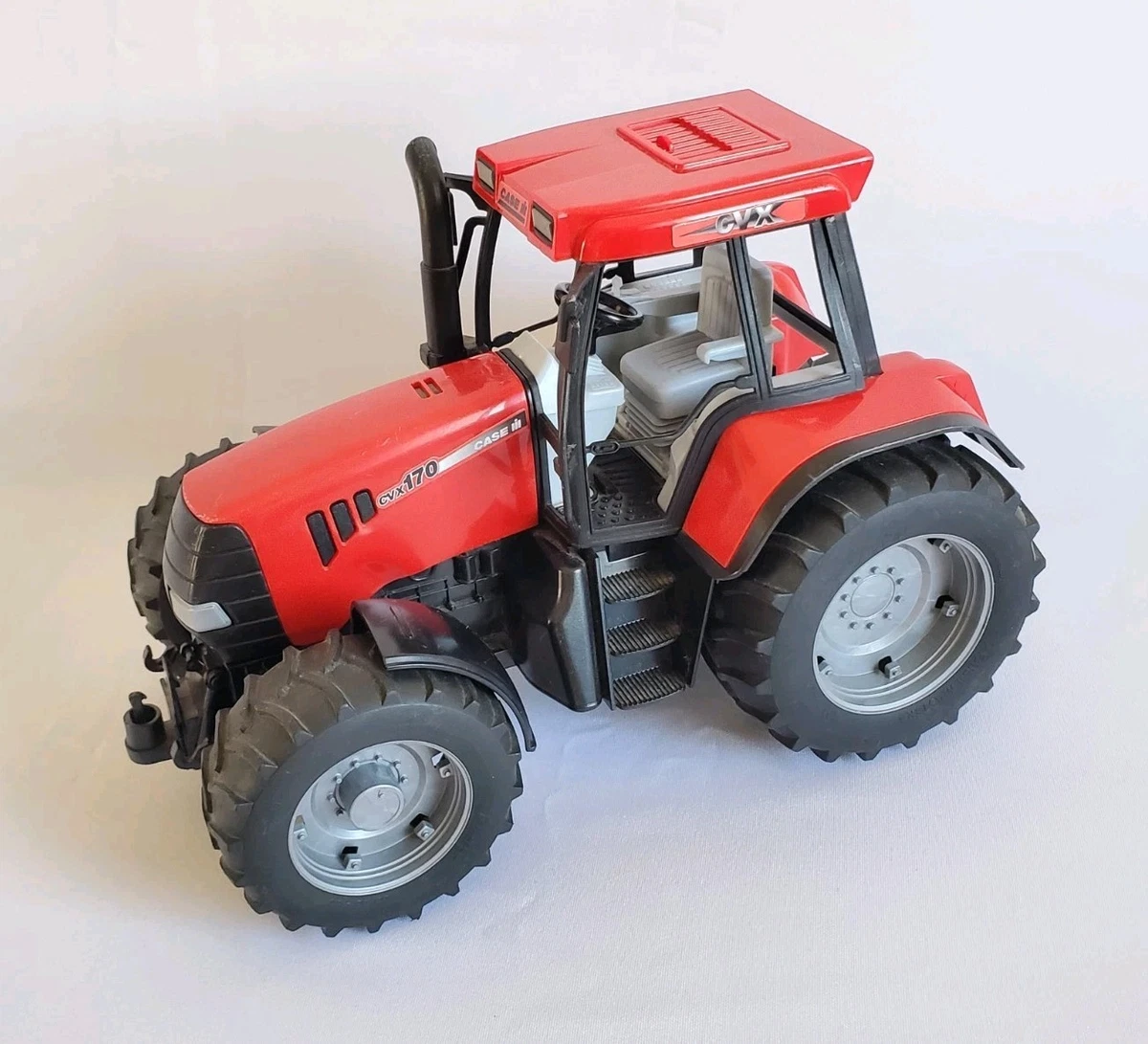 Tracteur Someca Som 40H Echelle 1/16 Universal Hobbies UH 2831