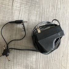 Universal AC/DC Adapter Charger