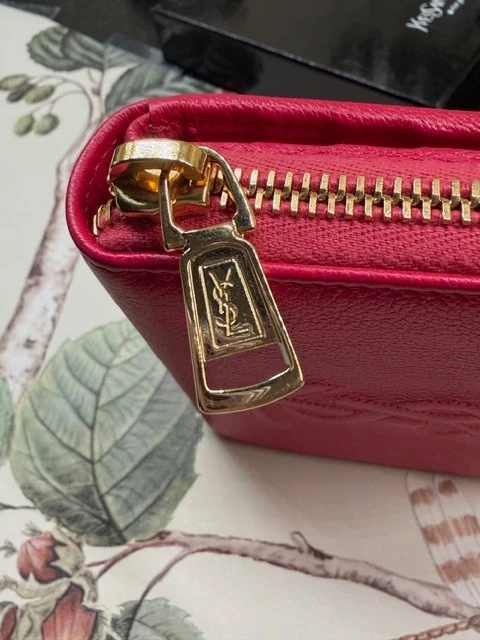 Carteira YSL com zíper -- IMPECÁVEL! - Imagem 3 de 4