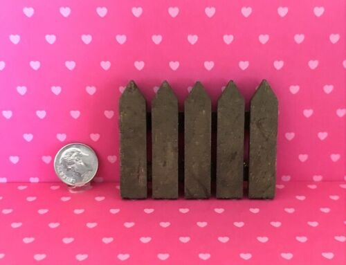 Dollhouse Miniature Overstock Sale - Rustic Fence 1:12 or 1:6 - Picture 3 of 3
