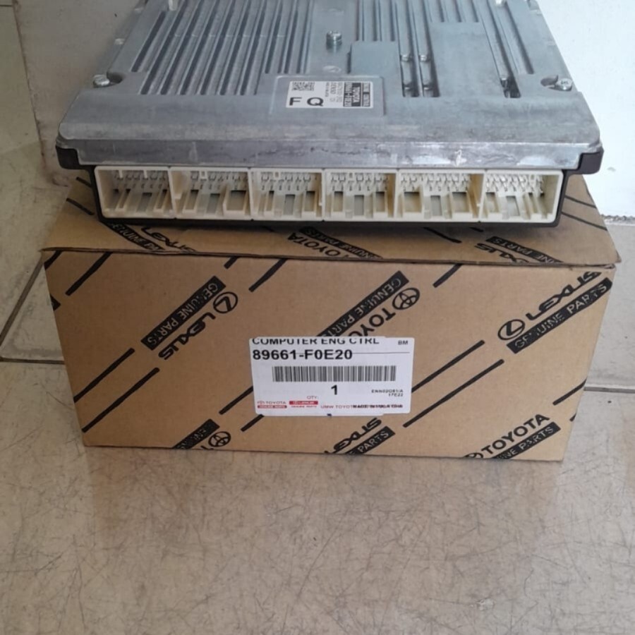 Genuine 2004-2012 Toyota Hilux 2GD ECU Control Unit 89661-F0E20