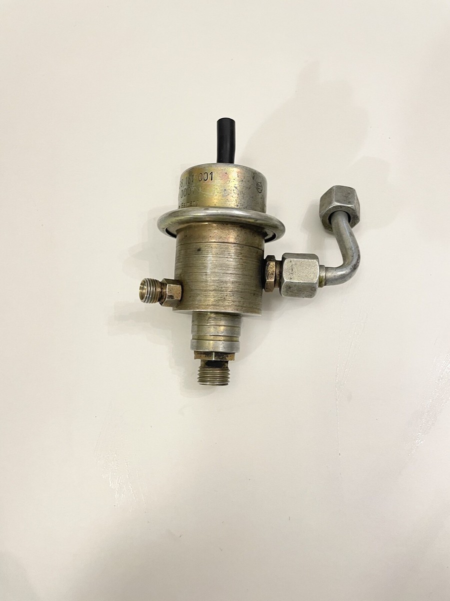 MERCEDES BENZ W124 FUEL PRESSURE REGULATOR BOSCH OEM #0438161001