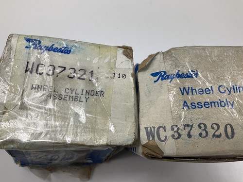Raybestos WC37320 & WC37321 Front Left & Right Drum Brake Wheel Cylinder - Picture 5 of 5
