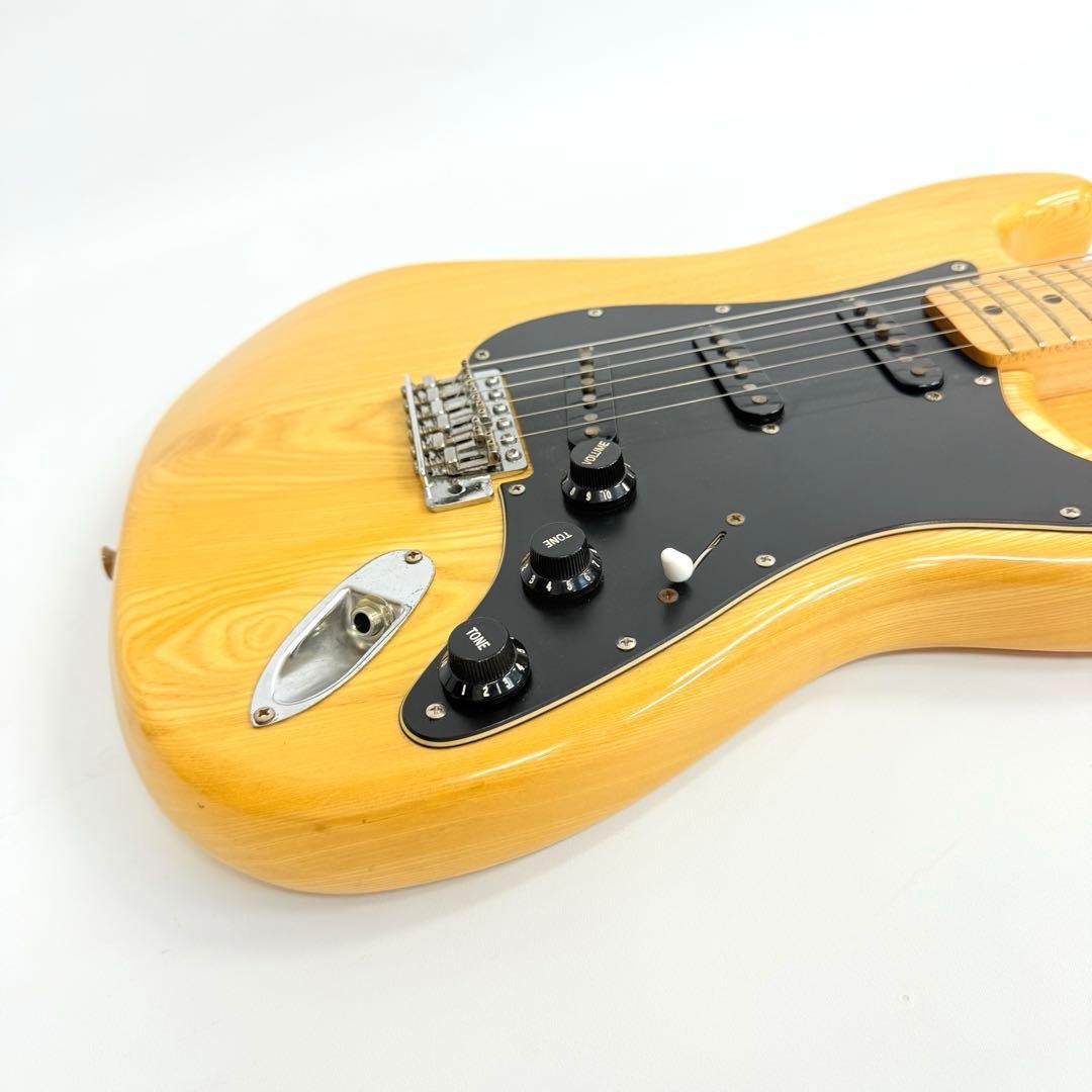 El Maya Junior Model Electric Guitar 1970s Used Shipping From