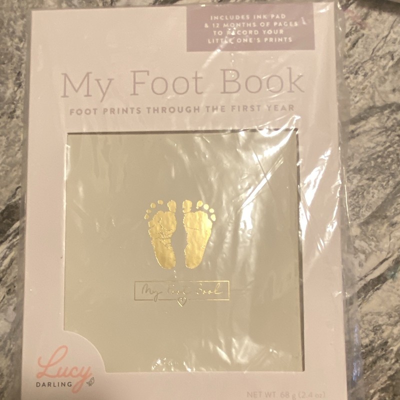 Lucy Darling My Foot Book Baby's First Year Memory Book, White & Gold, Unisex