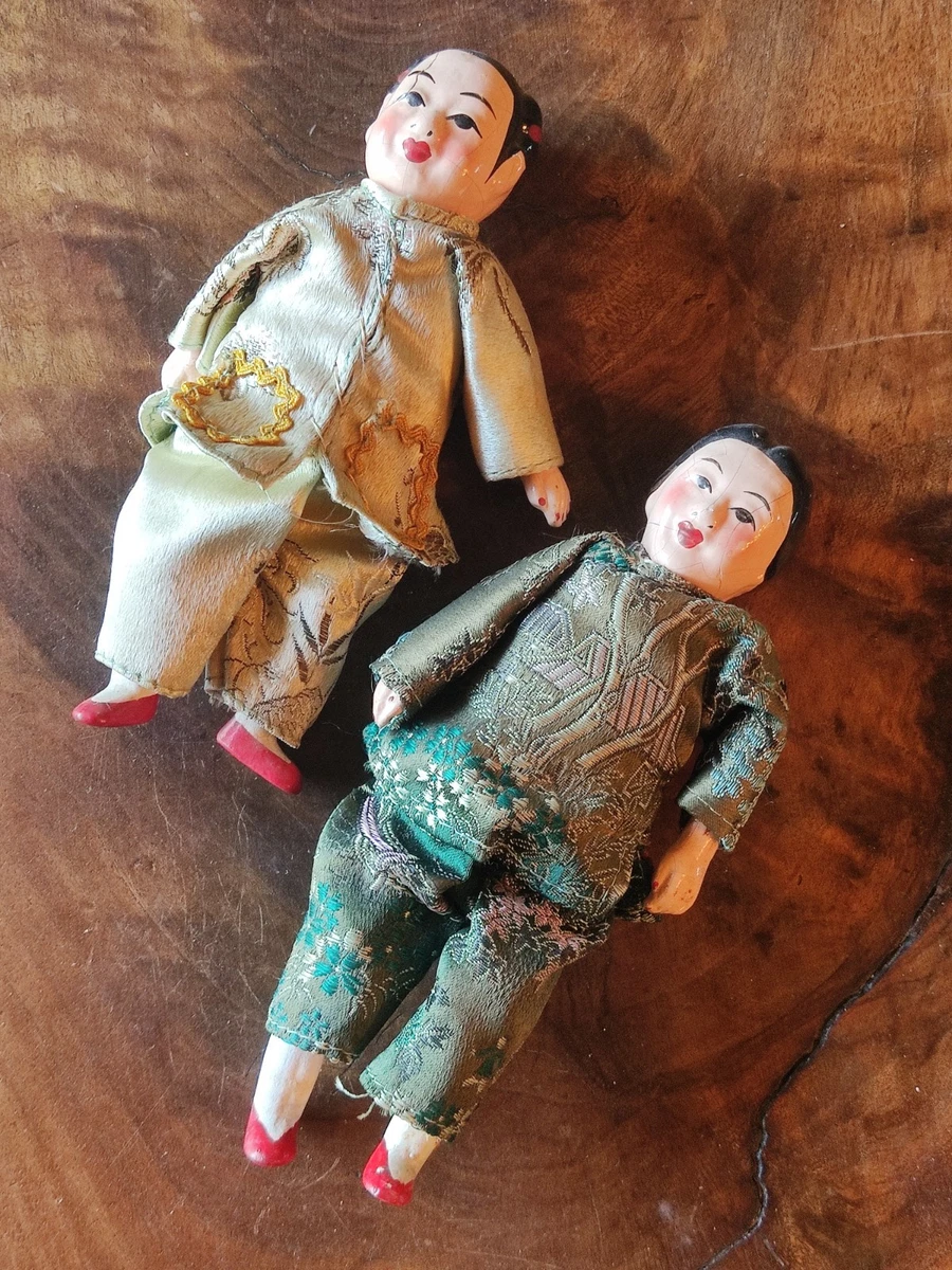 Poupee asiatique ancienne dans poupées anciennes