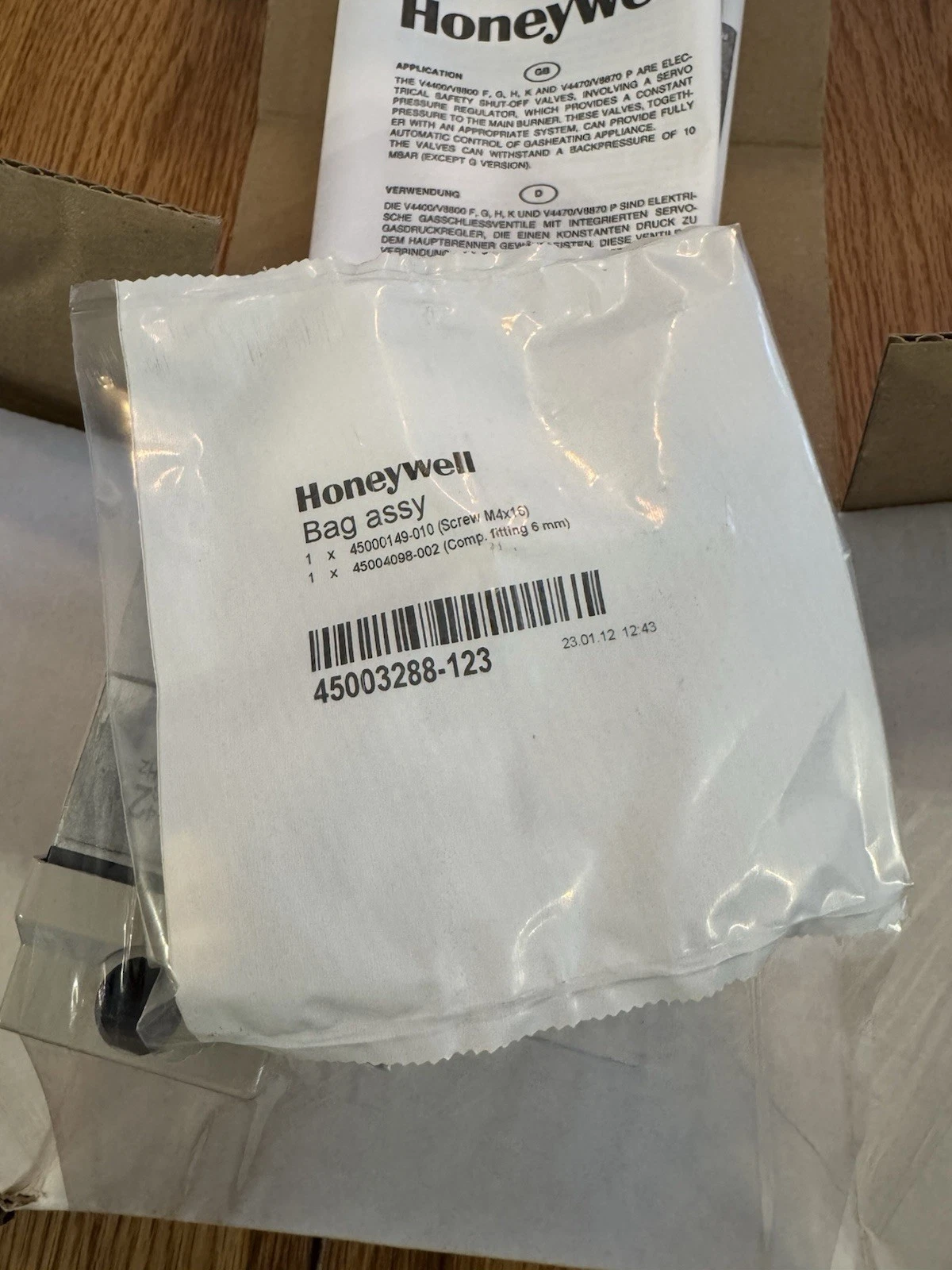 Honeywell Gas Valve V4400G1014U Multi Functional Gas Control ICGC Brand New 6