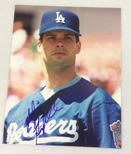 1998 Mark Grudzielanek, Los Angeles Dodgers Autographed 8 x 10 Photo