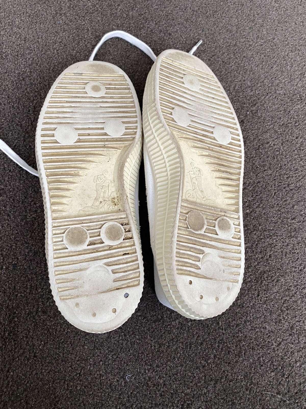 Novesta White Canvas trainers UK size 5 eBay