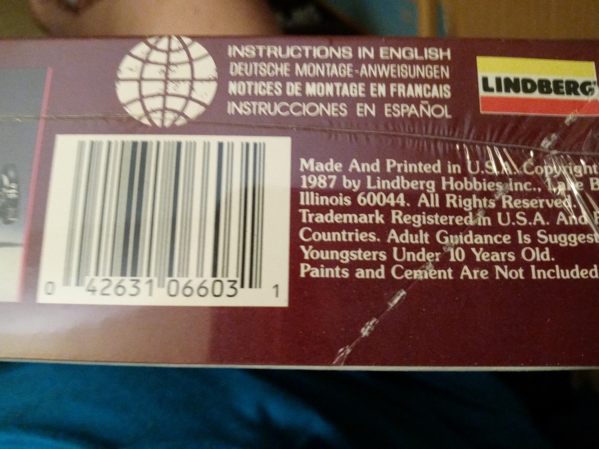 ブータン Lindberg 1910 Model T Ford Model Kit 1/16 Scale new sealed