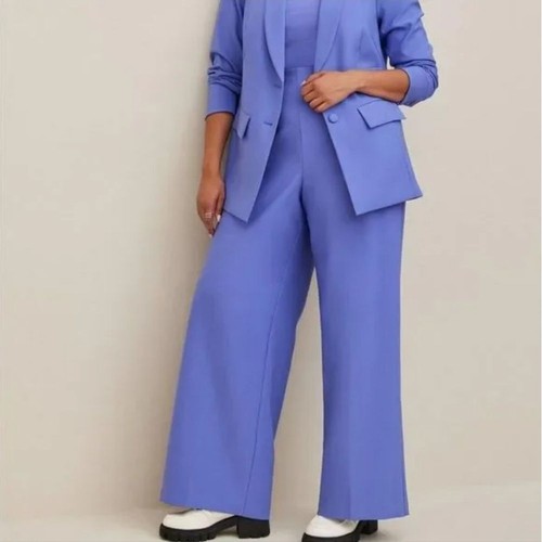 New Torrid Pull-On Wide Leg Studio Refined Crepe High-Rise Pant Size 4X NWT