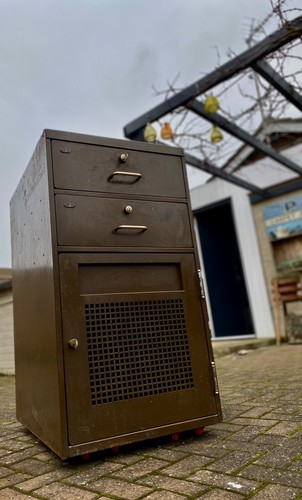 Vintage GPO Industrial locker Cabinet - Picture 2 of 22