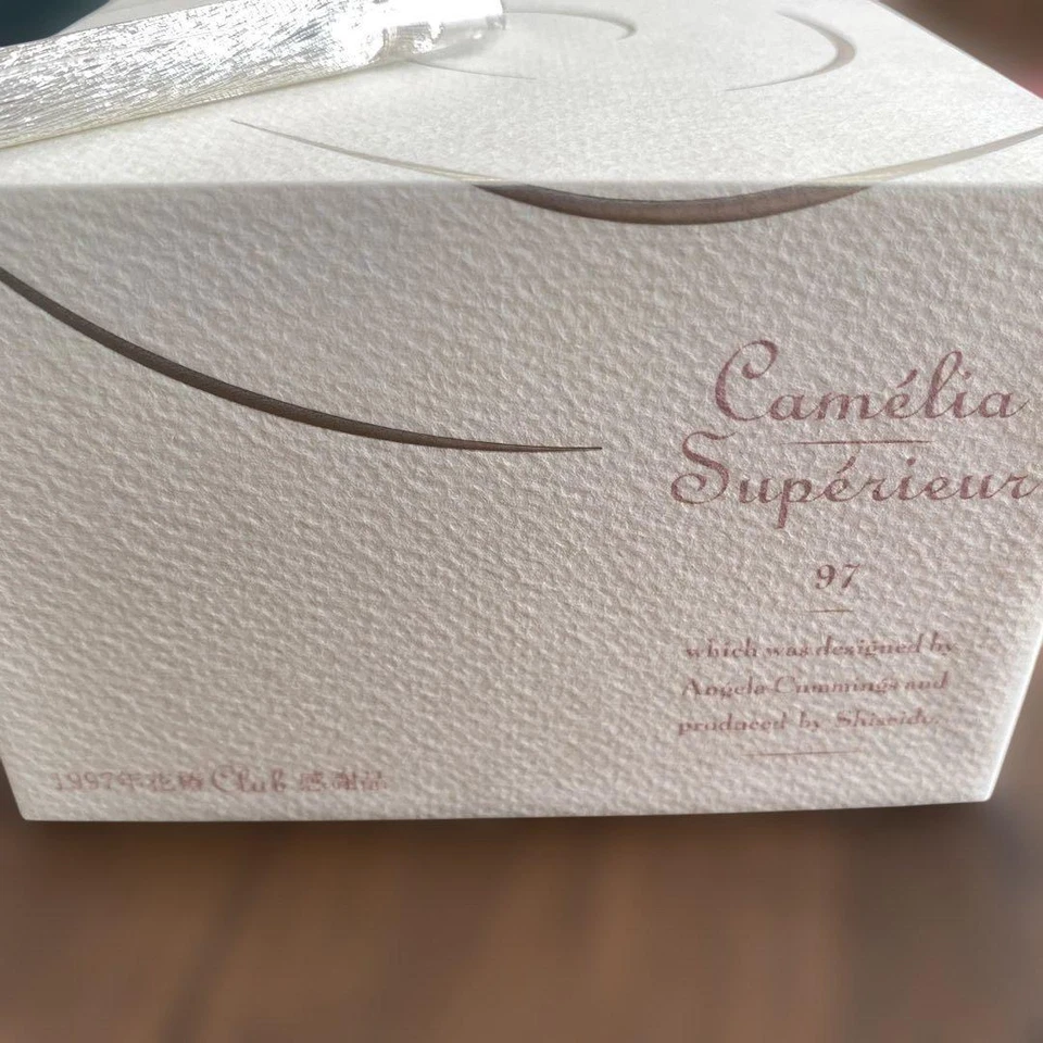 Парфюмированная вода Shiseido Camellia Supérieure 40 мл 1,35 унции парфюмированная вода снятая с производства новая в коробке - Изображение 4 из 4